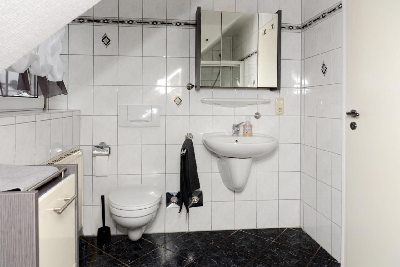 Ferienwohnung Hetzerath Buitenkant foto